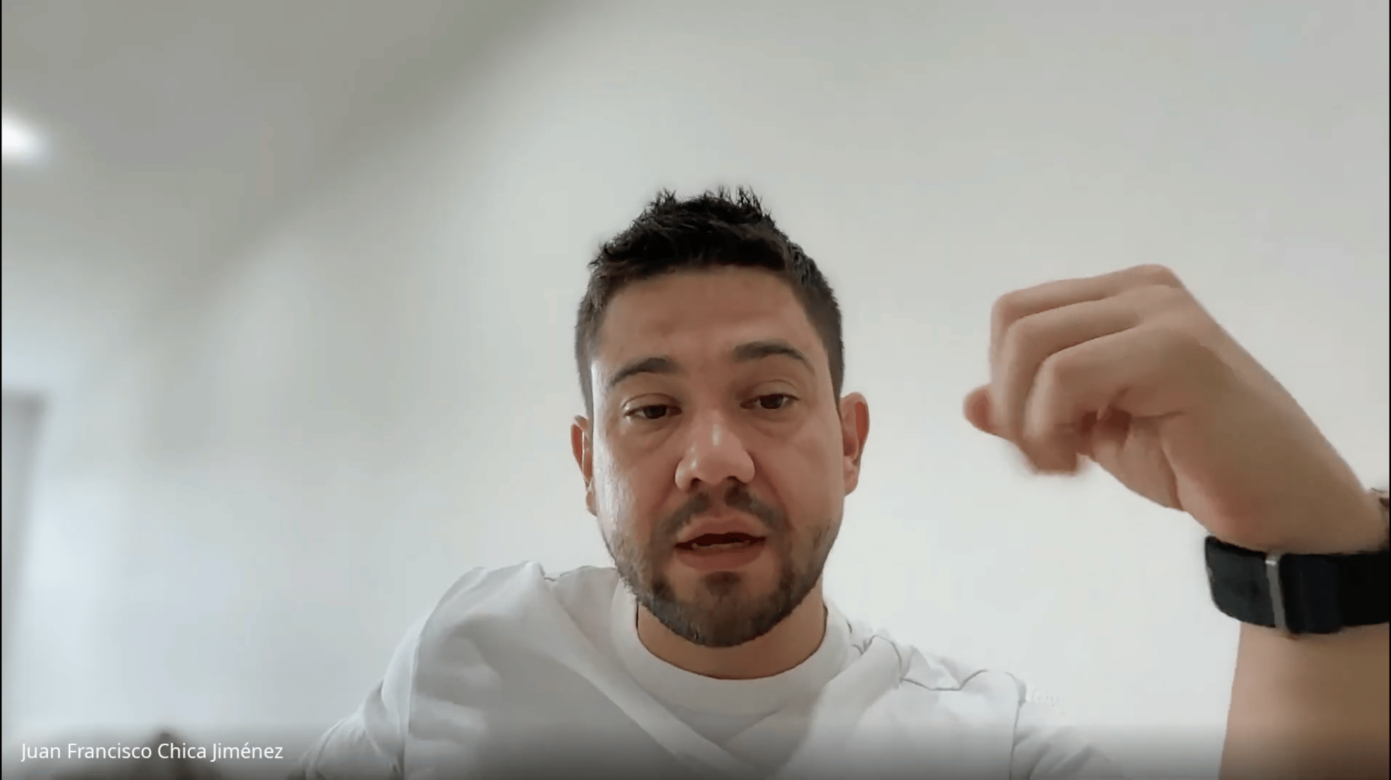 Captura de pantalla 2025-10-17 a las 8.06.12 a. m.